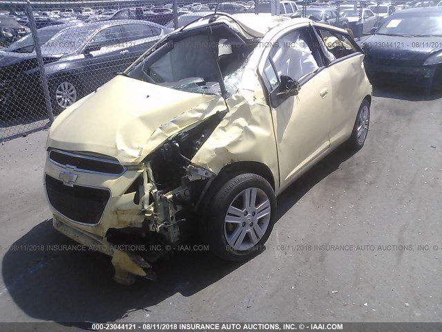 KL8CB6S98EC455652 - 2014 CHEVROLET SPARK YELLOW photo 2