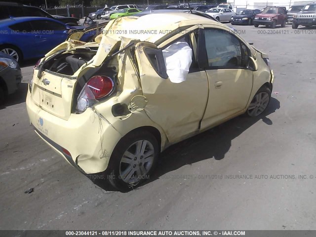 KL8CB6S98EC455652 - 2014 CHEVROLET SPARK YELLOW photo 4