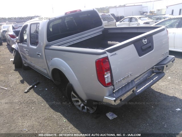 1N6AD0EV0DN741414 - 2013 NISSAN FRONTIER S/SV/SL/PRO-4X SILVER photo 3