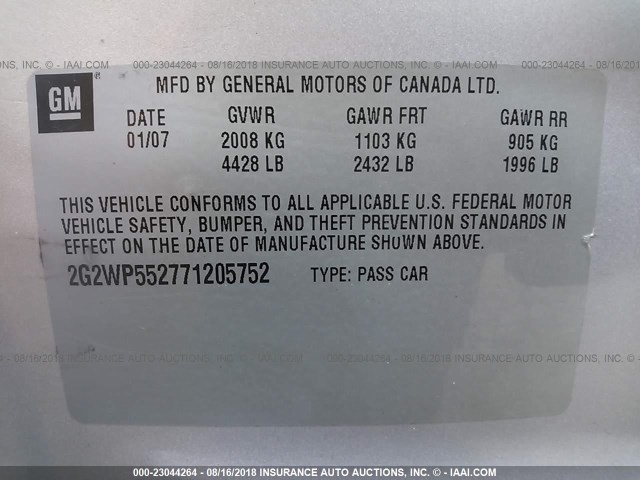 2G2WP552771205752 - 2007 PONTIAC GRAND PRIX ვერცხლისფერი ფოტო 9