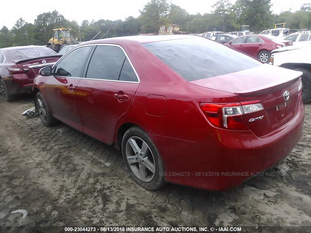 4T1BF1FK5EU851888 - 2014 TOYOTA CAMRY L/SE/LE/XLE RED photo 3