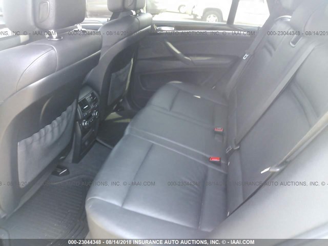 5UXZV8C54BL418799 - 2011 BMW X5 XDRIVE50I Beyaz fotoğraf 8