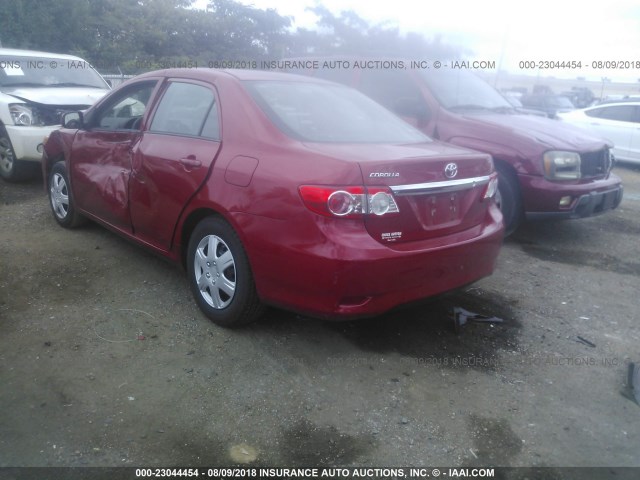 2T1BU4EE5DC940136 - 2013 TOYOTA COROLLA S/LE RED photo 3