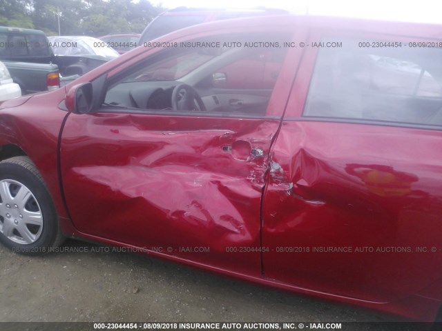 2T1BU4EE5DC940136 - 2013 TOYOTA COROLLA S/LE RED photo 6