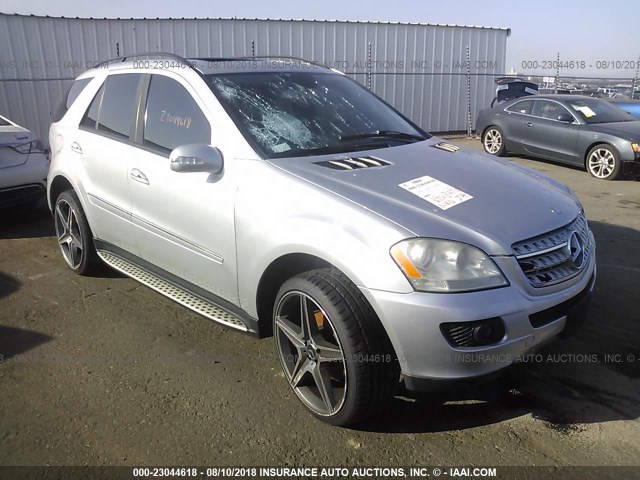 4JGBB75E66A081620 - 2006 MERCEDES-BENZ ML 500 SILVER photo 1