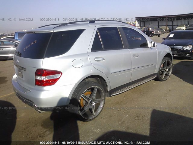 4JGBB75E66A081620 - 2006 MERCEDES-BENZ ML 500 SILVER photo 4