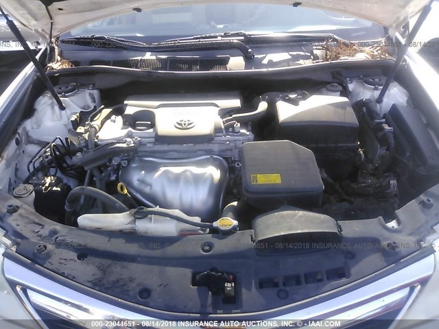 4T1BF1FK7CU539018 - 2012 TOYOTA CAMRY SE/LE/XLE თეთრი ფოტო 10