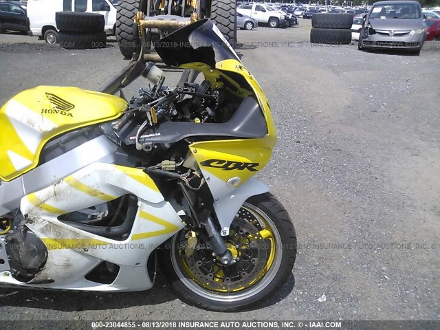 JH2SC44061M102230 - 2001 HONDA CBR900 RR YELLOW photo 5