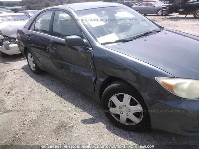 4T1BE32K22U591658 - 2002 TOYOTA CAMRY LE/XLE/SE 灰色 照片 6