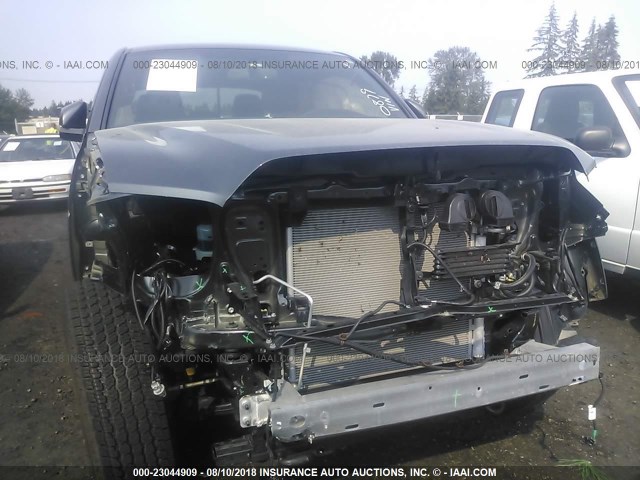 3TMCZ5AN6HM100879 - 2017 TOYOTA TACOMA DBL CAB/SR/TRDSPT/OR/PRO ნაცრისფერი ფოტო 6