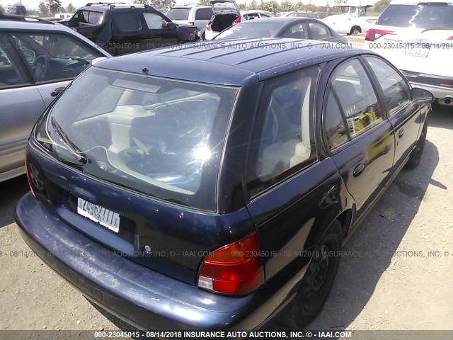 1G8ZK8272XZ362499 - 1999 SATURN SW2 BLUE photo 4