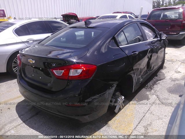 1G1BE5SM6G7286342 - 2016 CHEVROLET CRUZE LT BLACK photo 4