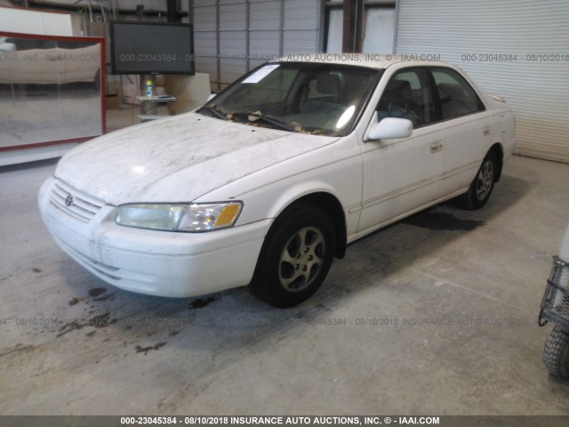 4T1BG28K0XU899656 - 1999 TOYOTA CAMRY CE/LE/XLE 白色 照片 2