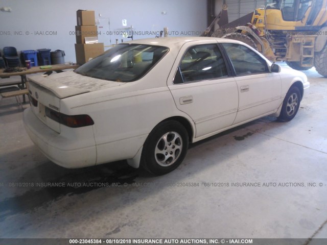 4T1BG28K0XU899656 - 1999 TOYOTA CAMRY CE/LE/XLE 白色 照片 4