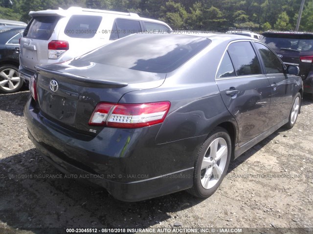 4T1BF3EK0BU744532 - 2011 TOYOTA CAMRY SE/LE/XLE GRAY photo 4