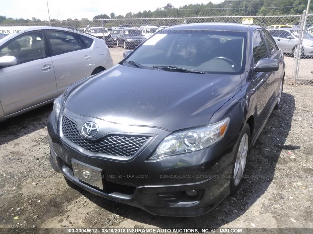 4T1BF3EK0BU744532 - 2011 TOYOTA CAMRY SE/LE/XLE GRAY photo 6