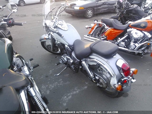 JH2RC44631M453213 - 2001 HONDA VT750 CD2 SILVER photo 3