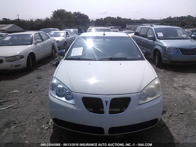 1G2ZG57N384111121 - 2008 PONTIAC G6 SE WHITE photo 6