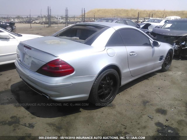 WDBSK75F33F016301 - 2003 MERCEDES-BENZ SL 500R SILVER photo 4