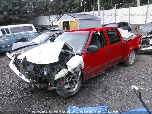 1GCDT13W92K164756 - 2002 CHEVROLET S TRUCK S10 RED photo 2