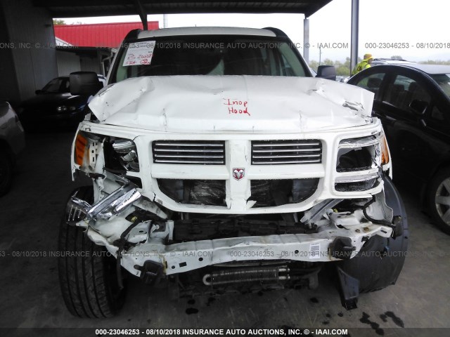 1D8GU58698W112668 - 2008 DODGE NITRO R/T WHITE photo 6