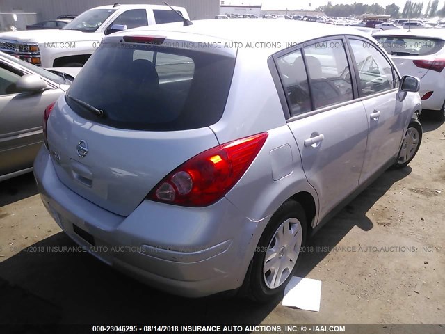 3N1BC1CP3BL401176 - 2011 NISSAN VERSA S/SL SILVER photo 4