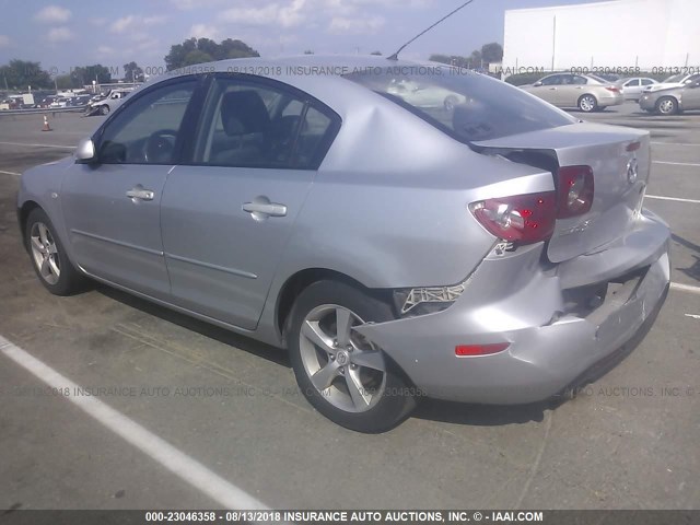 JM1BK12F851317567 - 2005 MAZDA 3 I SILVER photo 3