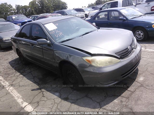 4T1BE32K42U524740 - 2002 TOYOTA CAMRY LE/XLE/SE 灰色 照片 1