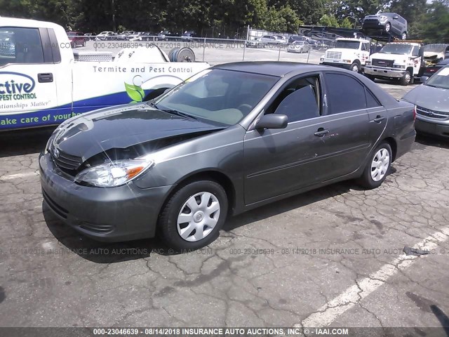 4T1BE32K42U524740 - 2002 TOYOTA CAMRY LE/XLE/SE 灰色 照片 2