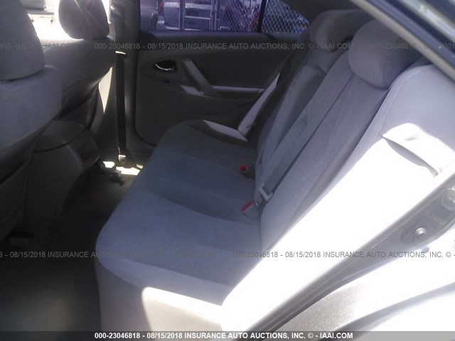 4T4BF3EKXAR023574 - 2010 TOYOTA CAMRY SE/LE/XLE ნაცრისფერი ფოტო 8