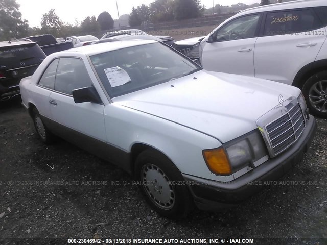 WDBEA50D5JA776833 - 1988 MERCEDES-BENZ 300 CE WHITE photo 1