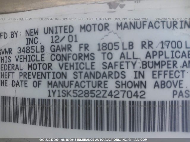 1Y1SK52852Z427042 - 2002 CHEVROLET GEO PRIZM LSI SILVER photo 9