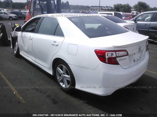 4T1BF1FK3DU233774 - 2013 TOYOTA CAMRY L/SE/LE/XLE Ağ foto 3