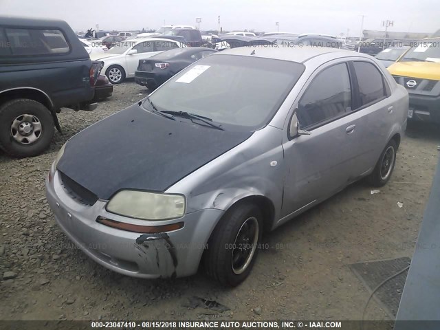 KL1TD56636B677526 - 2006 CHEVROLET AVEO LS SILVER photo 2