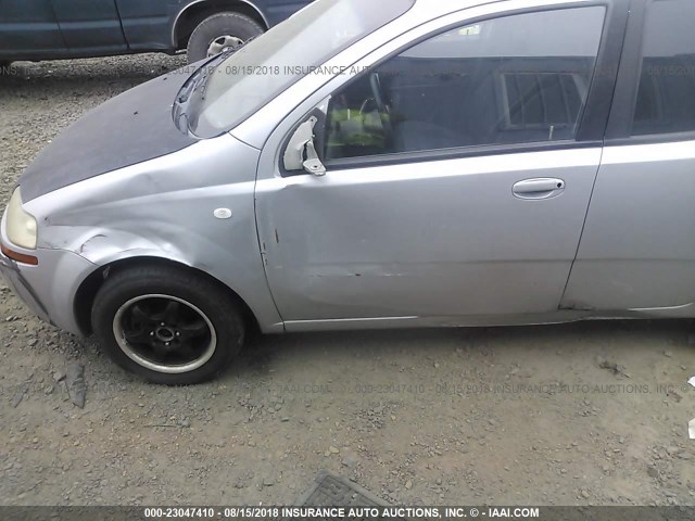 KL1TD56636B677526 - 2006 CHEVROLET AVEO LS SILVER photo 6