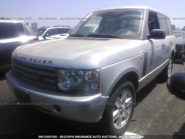 SALME11443A119509 - 2003 LAND ROVER RANGE ROVER HSE SILVER photo 2