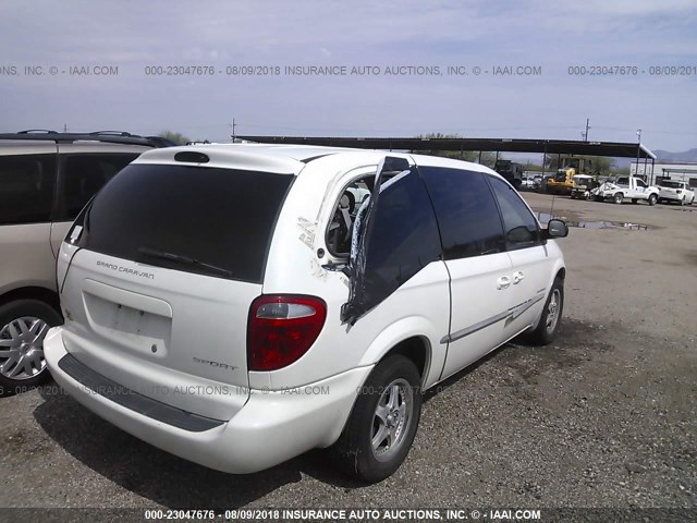 2B4GP44351R341484 - 2001 DODGE GRAND CARAVAN SPORT WHITE photo 4