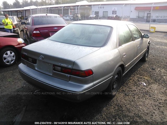 4T1BF22K6WU047726 - 1998 TOYOTA CAMRY CE/LE/XLE 棕色 照片 4