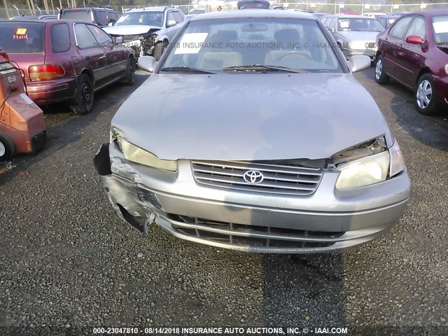 4T1BF22K6WU047726 - 1998 TOYOTA CAMRY CE/LE/XLE 棕色 照片 6