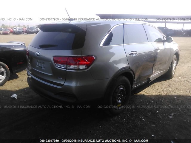 5XYPG4A32GG075538 - 2016 KIA SORENTO LX/L GRAY photo 4