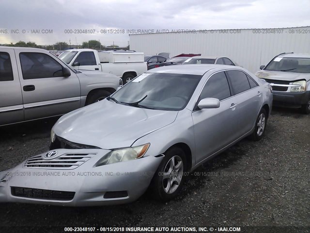 4T1BE46K07U613373 - 2007 TOYOTA CAMRY NEW GENERAT CE/LE/XLE/SE SILVER photo 2