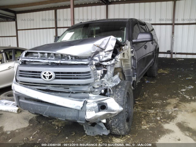 5TFDW5F11EX399318 - 2014 TOYOTA TUNDRA CREWMAX SR5 GRAY photo 6