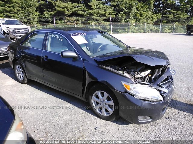 4T1BF3EK7BU741319 - 2011 TOYOTA CAMRY SE/LE/XLE GRAY photo 1