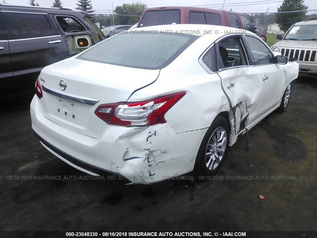 1N4AL3AP7GN312862 - 2016 NISSAN ALTIMA 2.5/S/SV/SL/SR WHITE photo 4