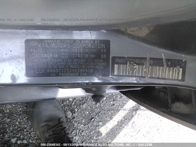 KNADC125246292418 - 2004 KIA RIO GRAY photo 9