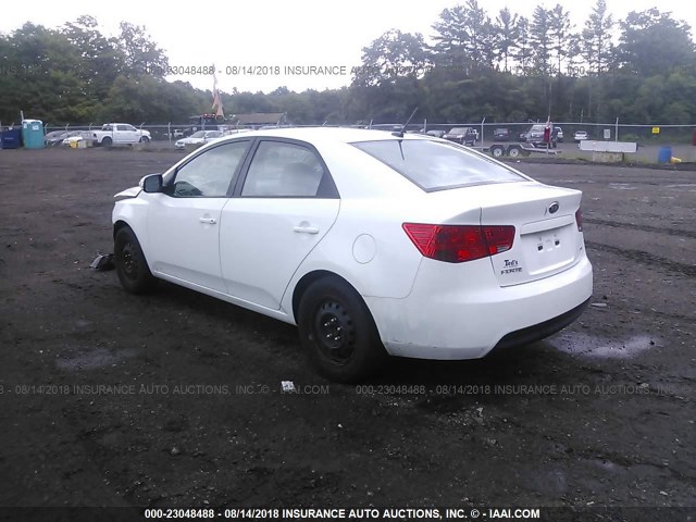 KNAFU4A24A5132315 - 2010 KIA FORTE EX WHITE photo 3