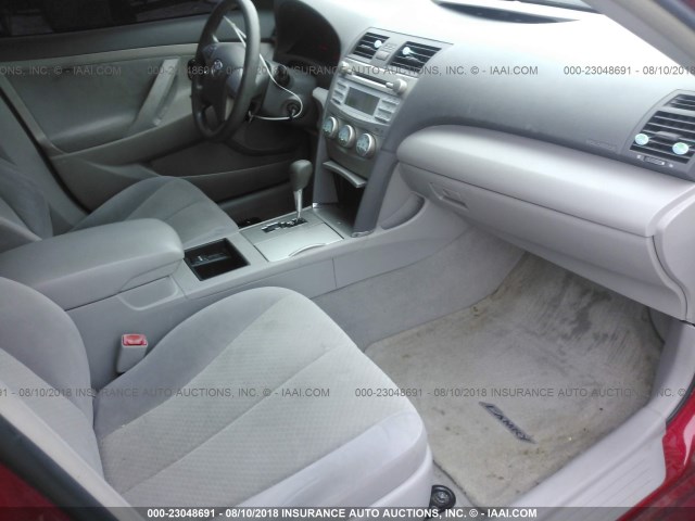 4T4BE46K49R070389 - 2009 TOYOTA CAMRY SE/LE/XLE წითელი ფოტო 5