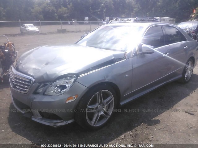 WDDHF9BB3CA550964 - 2012 MERCEDES-BENZ E 550 4MATIC SILVER photo 2