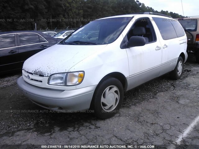 4T3ZF13CXYU301447 - 2000 TOYOTA SIENNA LE/XLE WHITE photo 2