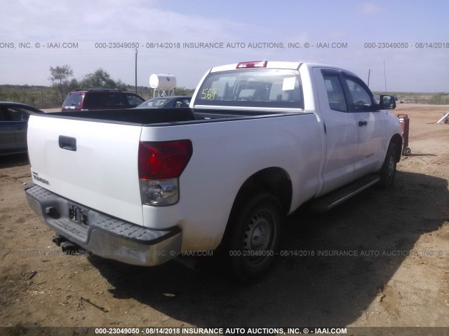 5TFRU54138X011492 - 2008 TOYOTA TUNDRA DOUBLE CAB/DOUBLE CAB SR5 WHITE photo 4